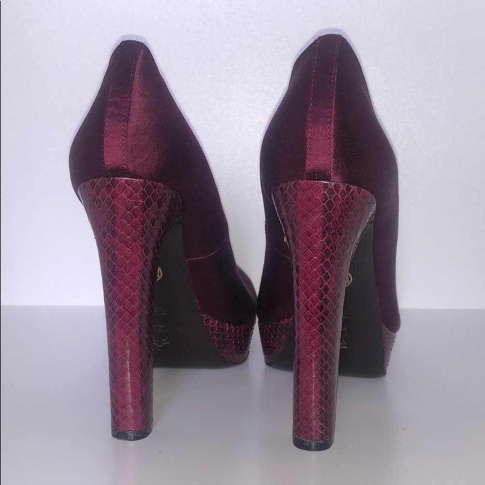 Tory Burch Satin Snakeskin Peep Toe Platform Heels Gem